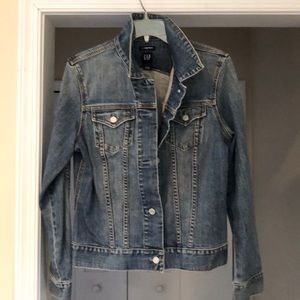 GAP Denim Jacket Women’s size Large.